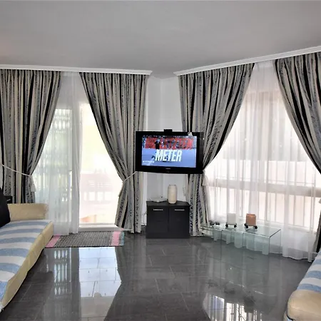 Riviera Del Sol Walking Distance To - Aldea Apartment *
